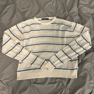 brandy melville white and blue striped sweater